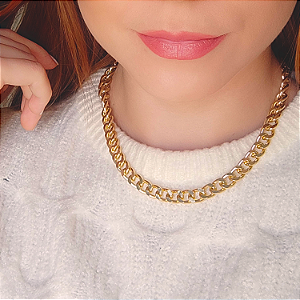 Choker Dourada de Corrente Laminada Grande