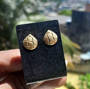 Brinco Gota Pequeno Semijoias