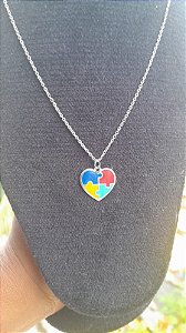 Colar de aço inox '' Autismo Pingente Coração"