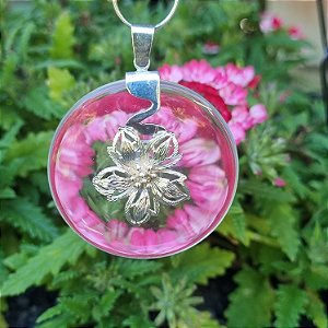 Pingente Pedra Pi Quartzo Cristal Donuts com Flor Central e Prata 925