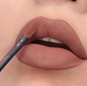 Batom Líquido Matte 30 horas Cor 665 Max Love