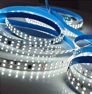 FITA LED 42W 6000K 240 LEDS 10 METROS 127V LIGA DIRETO DUPLA