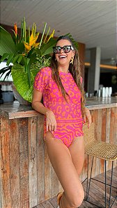 T-shirt em tule onça pink e laranja