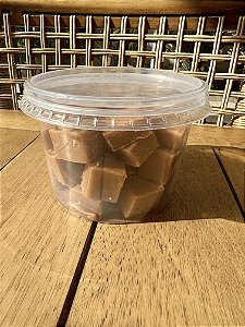 Pote de doce de leite em cubos 335 gr