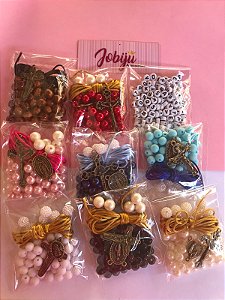 8 kit terços com enteremeios ouro velho + letras