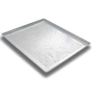 ASSADEIRA DE ALUMINIO BARONESA PERFURADA 58X70CM