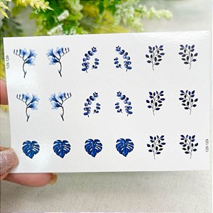 Adesivos de unhas com raminhos e folhas azuis 2030