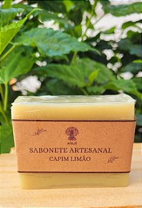 SABONETE ARTESANAL DE CAPIM LIMÃO