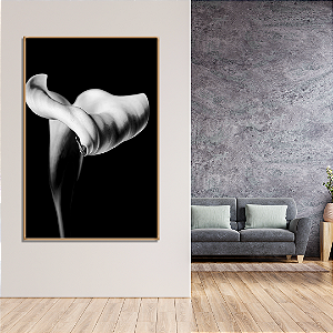 Quadro FineArt Flor Copo de Leite em Preto e Branco