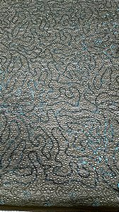 Tela bordada com paetês