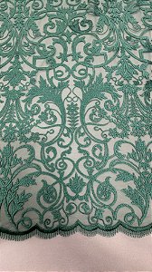 Tule bordado arabescos,cor verde largura 130 cm composição 100% Poliéster