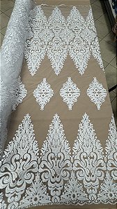 Tule  bordado fio soutache,cor off,largura 140 cm 100% Poliamida.