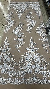 Tule bordado sem pedrarias,branco largura 140 cm 100% Poliéster.