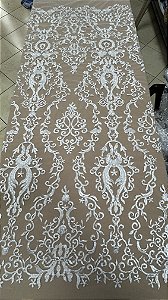 Tule bordado sem pedrarias,branco largura 140 cm 100% Poliéster.
