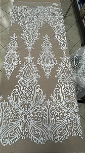 Tule bordado sem pedrarias,branco largura 140 cm 100% Poliéster.