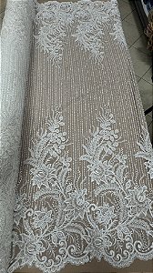 Tule Bordado com Pedrarias,off white largura 130 cm composição 100% Poliamida.