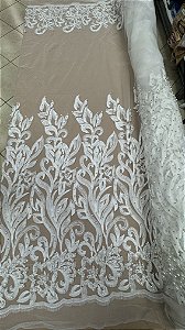 Tule bordado barrado com pérolas,branco e prata,composição 100% Poliamida largura 130 cm.