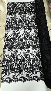 Tule Bordado com Pedrarias,preto largura 130 cm composição 100% Poliéster.