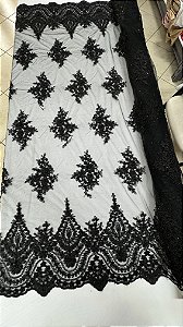 Tule Bordado com Pedrarias,preto largura 130 cm composição 100% Poliéster.