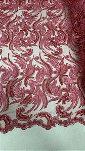 Tule bordado com pérolas,Rosa chiclete 130 cm composição 100% Poliamida.