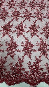 Tule bordado com pedrarias,pink 130 cm composição 100% Poliéster.