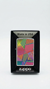 Isqueiro Zippo Geometric Patchwork em Cromo Escovado