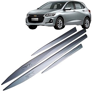 Friso Lateral Novo Onix Prata Switchblade nome alto relevo