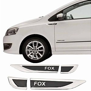 Kit Aplique Lateral Volks FOX nome Resinado TAG cromada