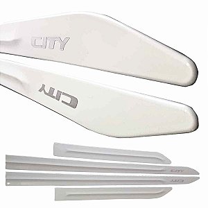 Friso Lateral New City Branco Topazio cor original