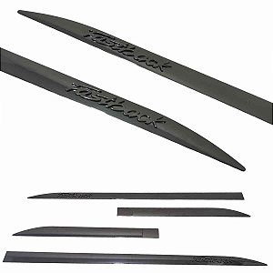 Friso Fastback Preto Vulcano nome alto relevo Black Piano