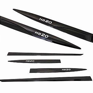 Friso Lateral HB20 Preto Onix com nome alto relevo Cromado
