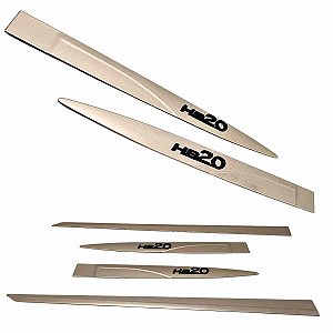 Friso Lateral HB20 Prata Sand nome alto relevo preto fosco