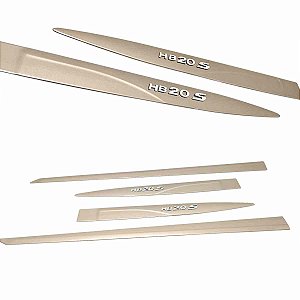 Friso Lateral HB20S Prata Sand com nome alto relevo Cromado