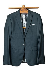 Terno 1 botão 2 aberturas, Super Slim Fit - Cor: Cinza