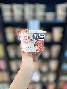 Topokki Cup Tteokbokki Spicy e Sweet 140g