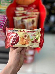 Pão Croissant 7days Morango 45g