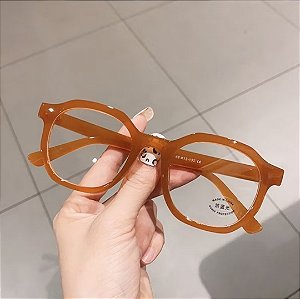 Oculos geometrico alaranjado