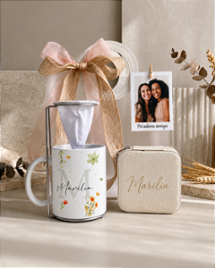 Sacola com caneca e porta jóias personalizado