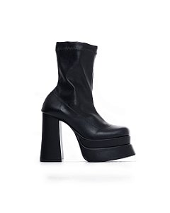 Bota Bratz Cano Curto
