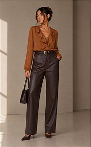 Calça Pantalona Couro Resinado