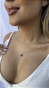 Colar trevo preto • folheado a prata