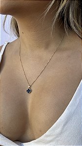 Colar trevo preto • folheado a ouro