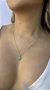 Colar trevo verde • folheado a ouro