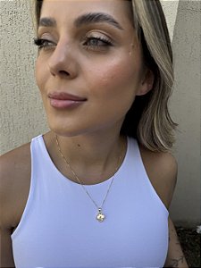 Colar trevo lapidado luxo • folheado a ouro