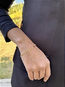 Pulseira medalha rendada • folheado a ouro