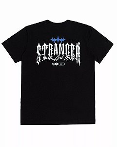 Camiseta Stranger Preta