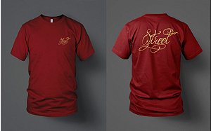 Camiseta Street Cursive vinho