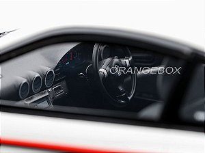 Nissan Silvia (S15 NISMO S-tune) 2000 1:18 OttOmobile