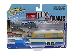 Chevy Caprice Wagon 1973 + Trailer 1:64 Johnny Lightning Azul
