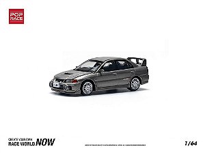 Mitsubishi Lancer Evolution IV 1:64 POP RACE Cinza